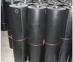 ��ɫ�^�����z��